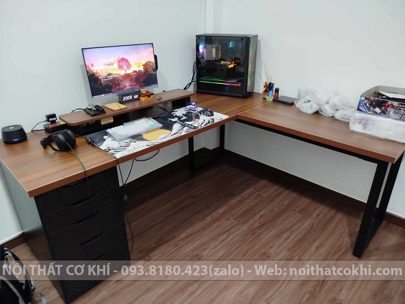 Bàn Chữ L Chân Sắt